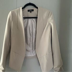Lulu’s Cream Blazer